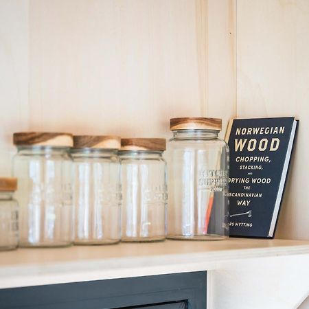 BrockhamptonWhite House Hideaway公寓 外观 照片