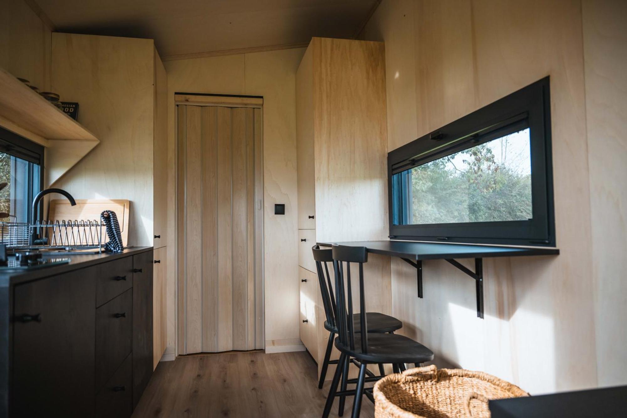 BrockhamptonWhite House Hideaway公寓 外观 照片